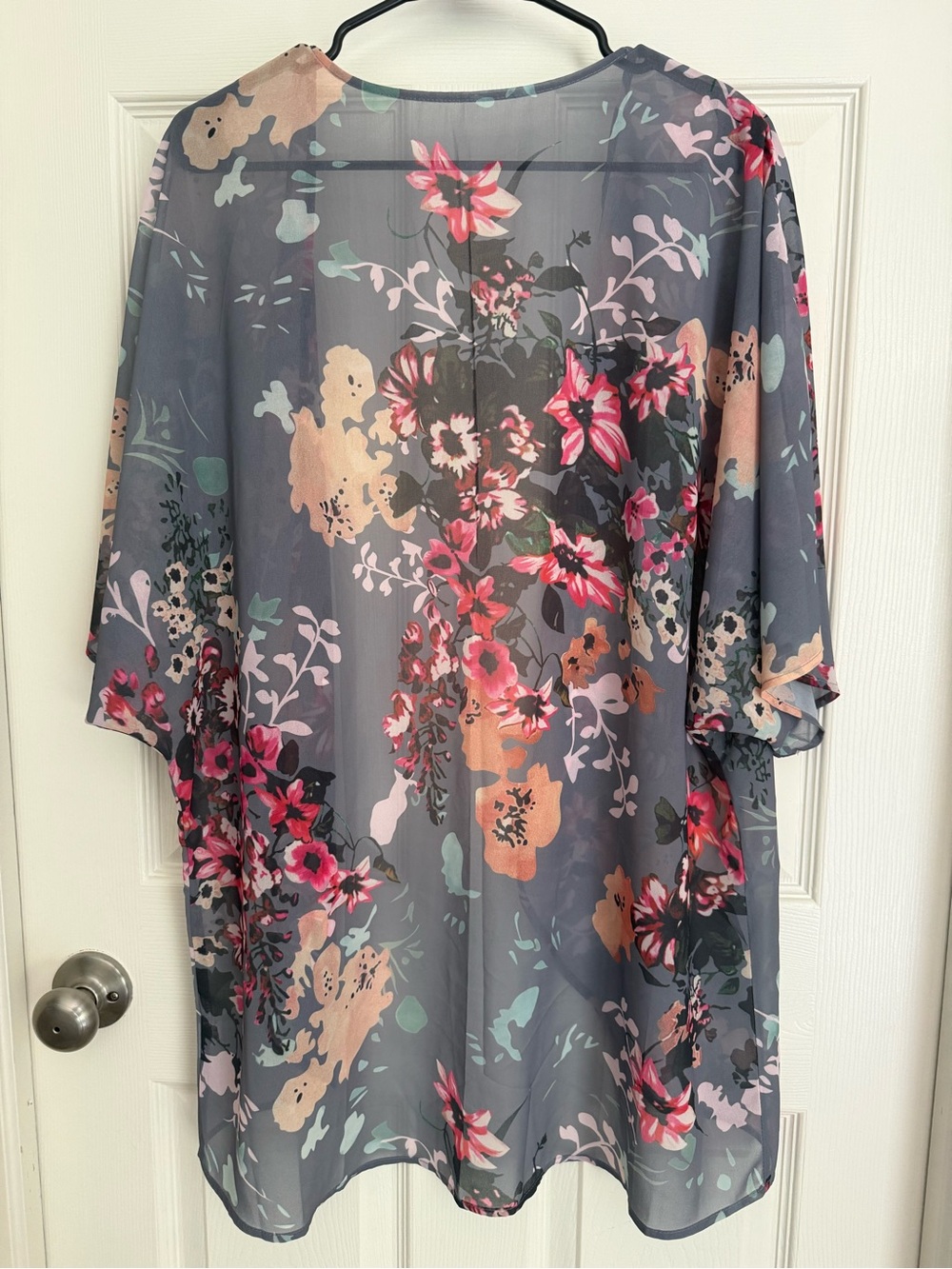 Floral Sheer Kimono Cardigan in Gray and Pink - Picture 2 of 3